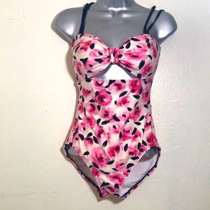 Kate Spade ♠️ Swimsuit Size S